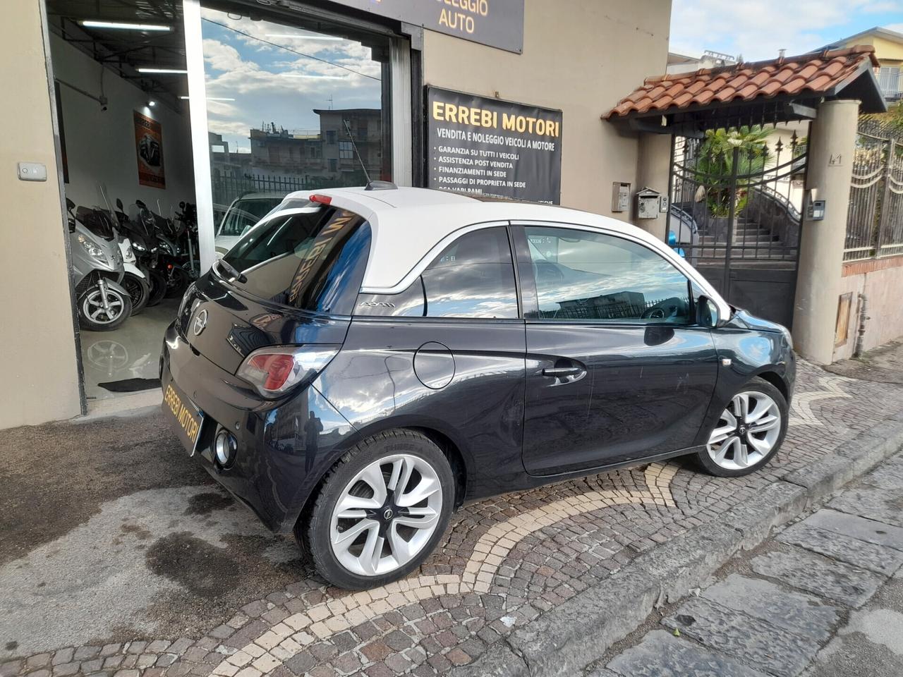 Opel Adam 1.4 87 CV GPL Tech Unlimited