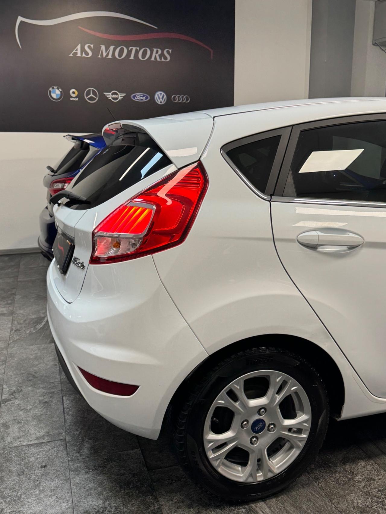 Ford Fiesta 1.5 TDCi 75CV 5 porte Titanium