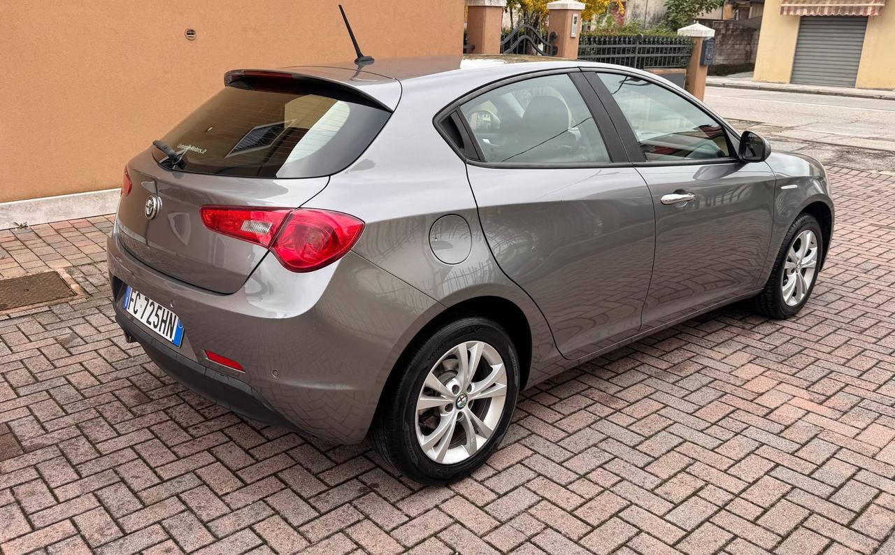 Alfa Romeo Giulietta 1.6 Diesel Ok Neopatentati