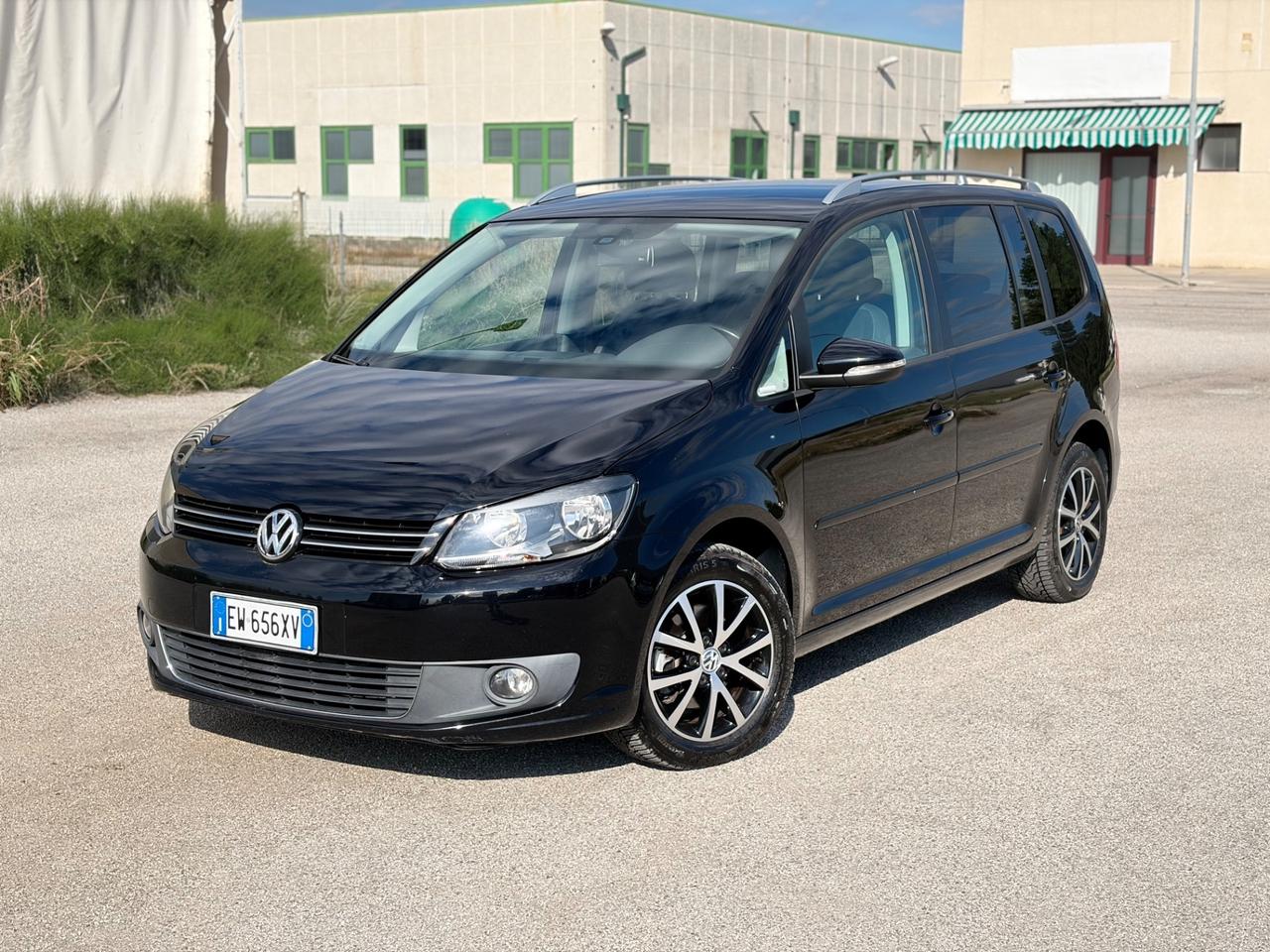 Volkswagen Touran 1.6 TDI 2014 7 posti