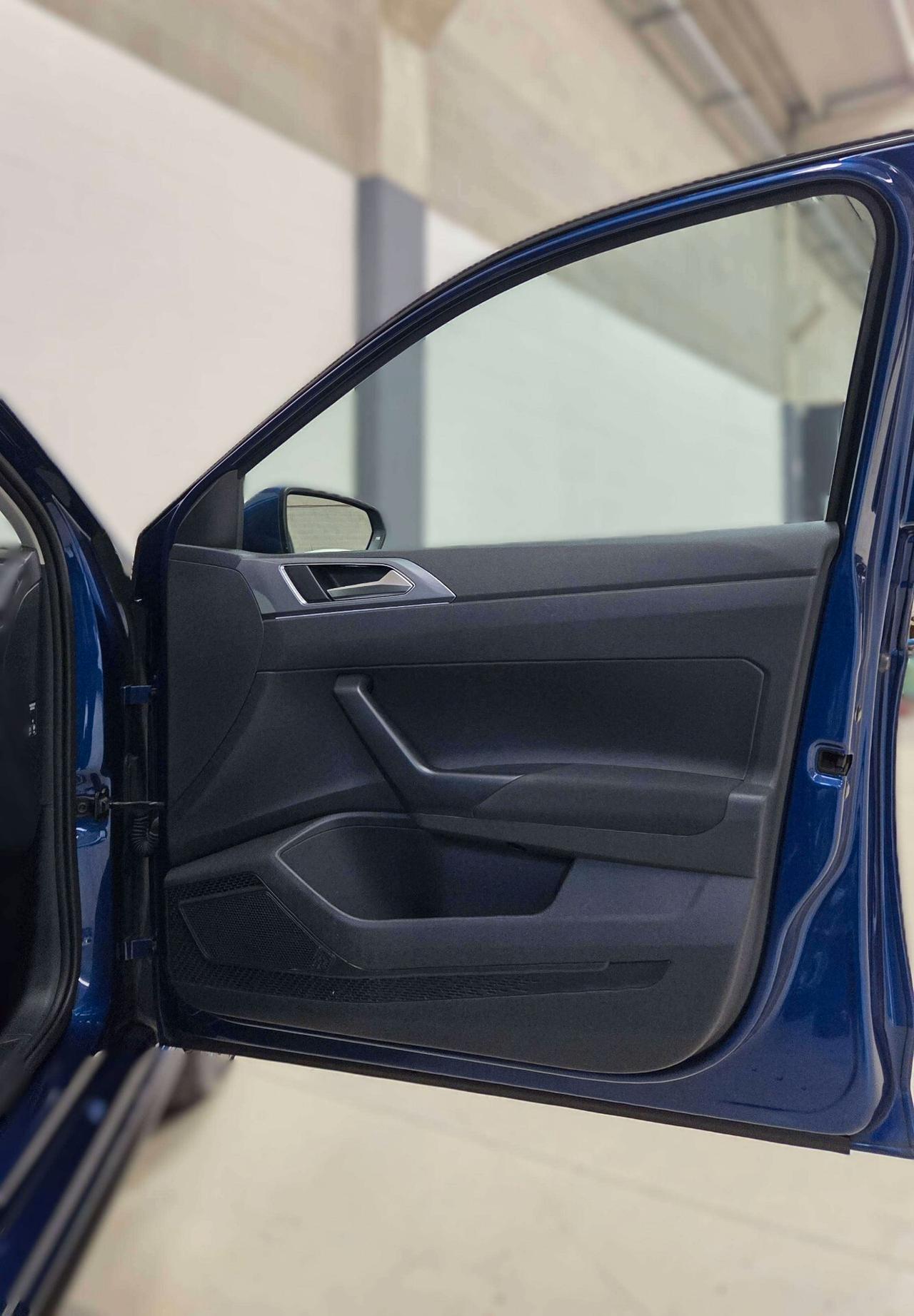 Volkswagen Polo VI 5p 1.6 TDI Highline 95cv R-line