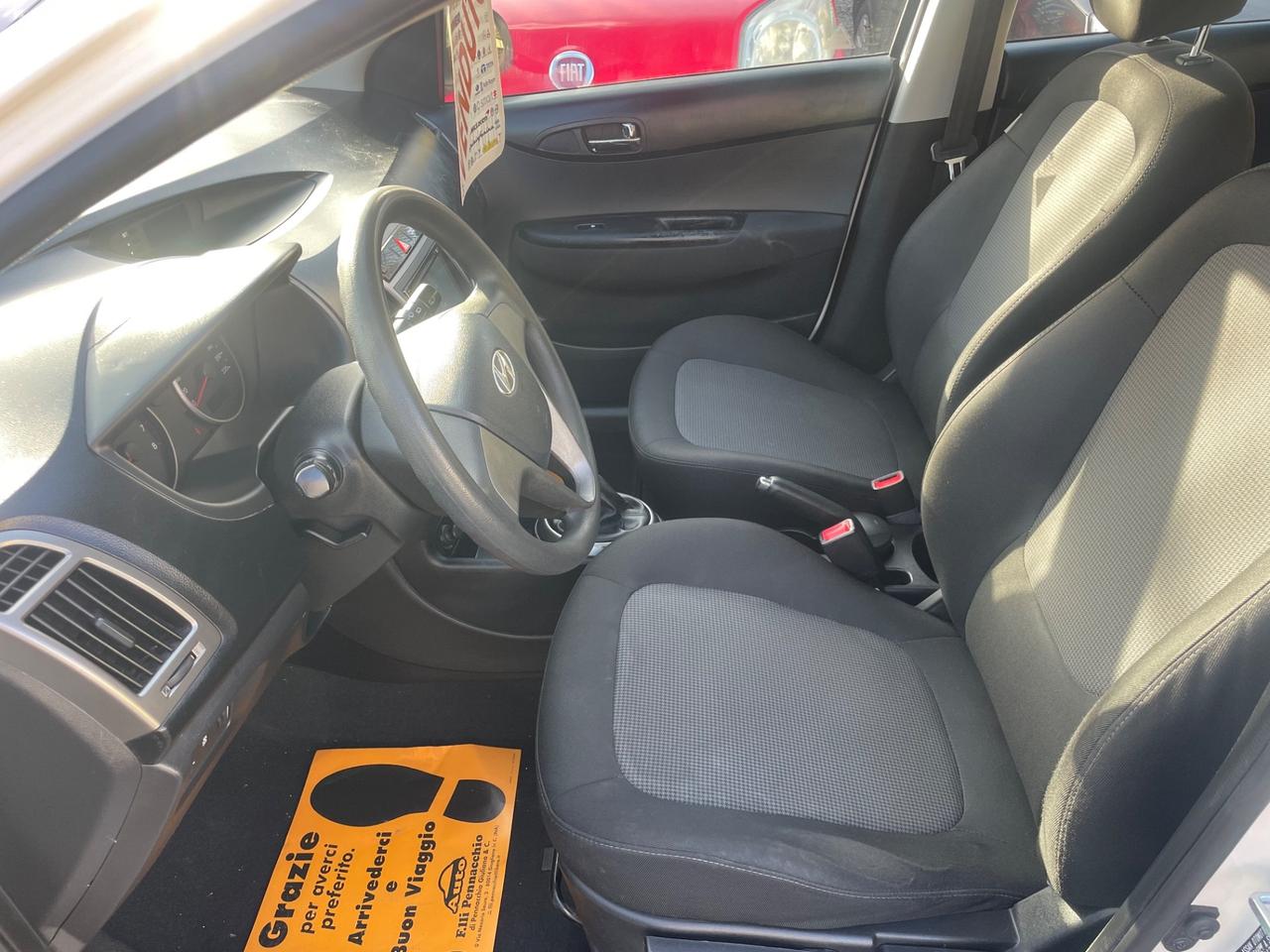 HYUNDAI i20 1.2 BENZINA 85 (CV) 2013