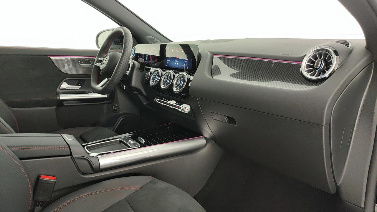 Mercedes-Benz GLA 200 d automatic