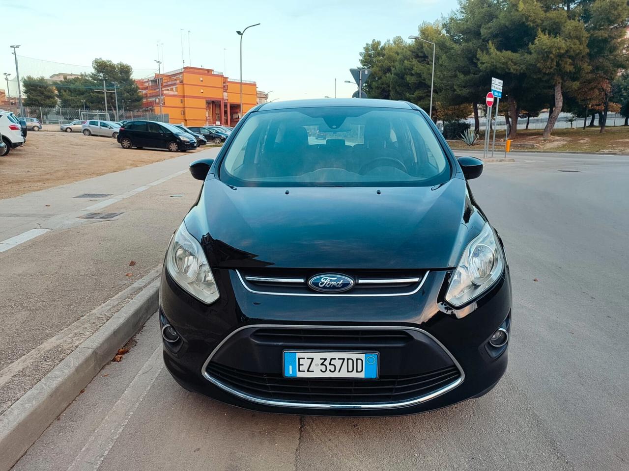 Ford C-Max 1.6 TDCi 115CV 2015!!