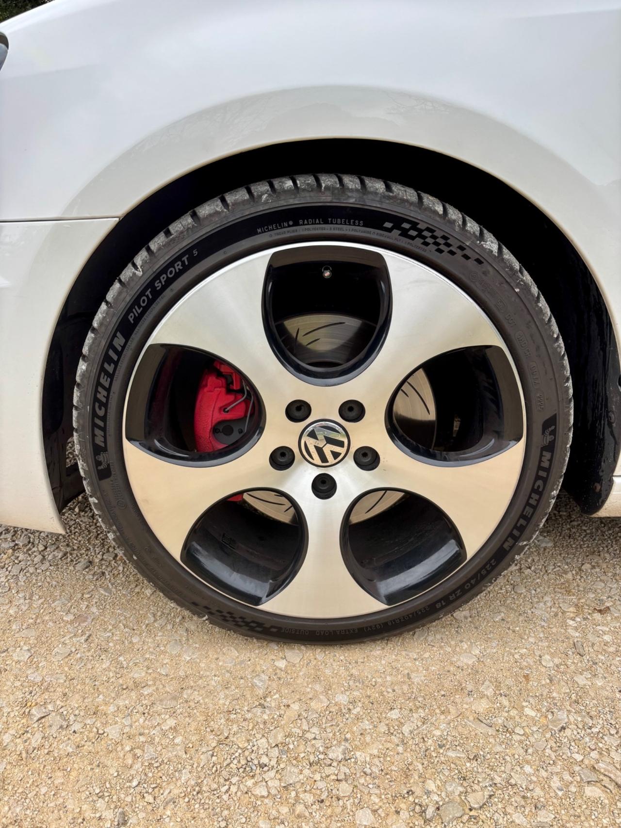 Volkswagen Golf 2.0 TSI 5p. GTI