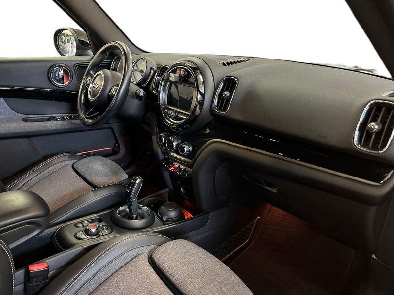 MINI Mini Countryman F60 2017 Mini Countryman 2.0 Cooper D Boost all4 auto my18
