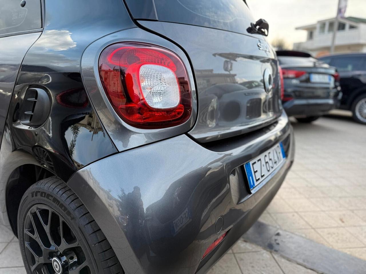 Smart ForFour 1.0 Benzina 2016 – Garanzia Shock