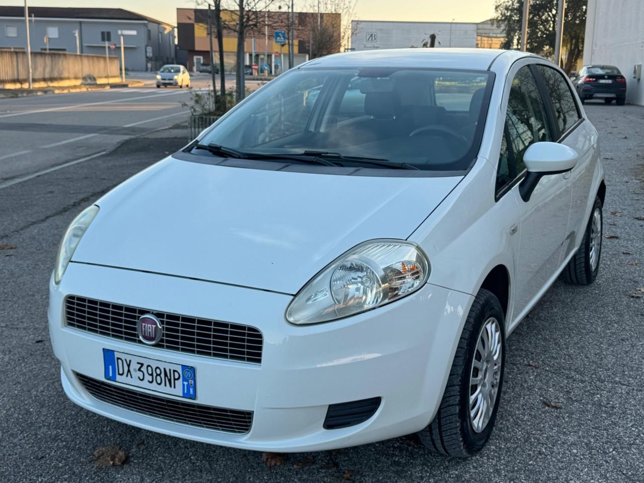 Fiat Grande Punto 1.4 78cv Bnz Metano 2024 Neopatentati