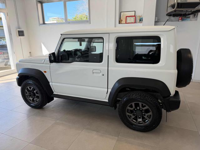 SUZUKI Jimny 1.5 5MT Top