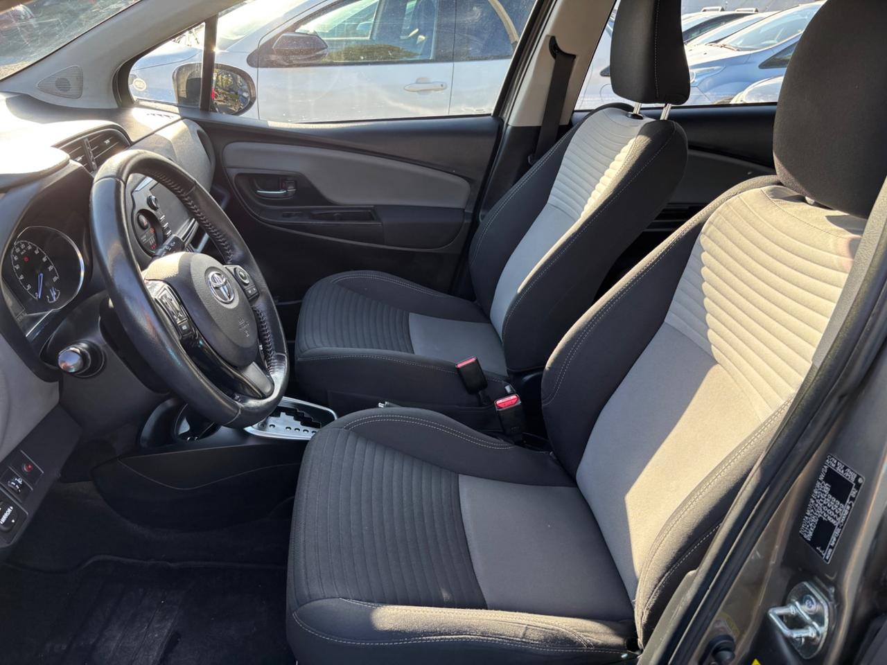 Toyota Yaris 1.5 Hybrid 5 porte Active