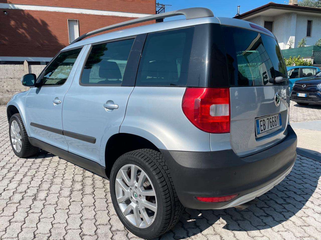 Skoda Yeti 2009 1.2 tsi EXPERIENCE(adventure)+XENON+PDC