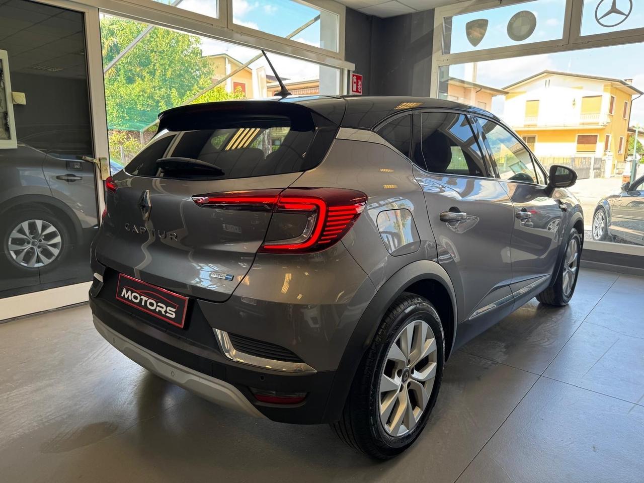 Renault Captur Full Hybrid E-Tech 145 CV Initiale Paris (105 kw
