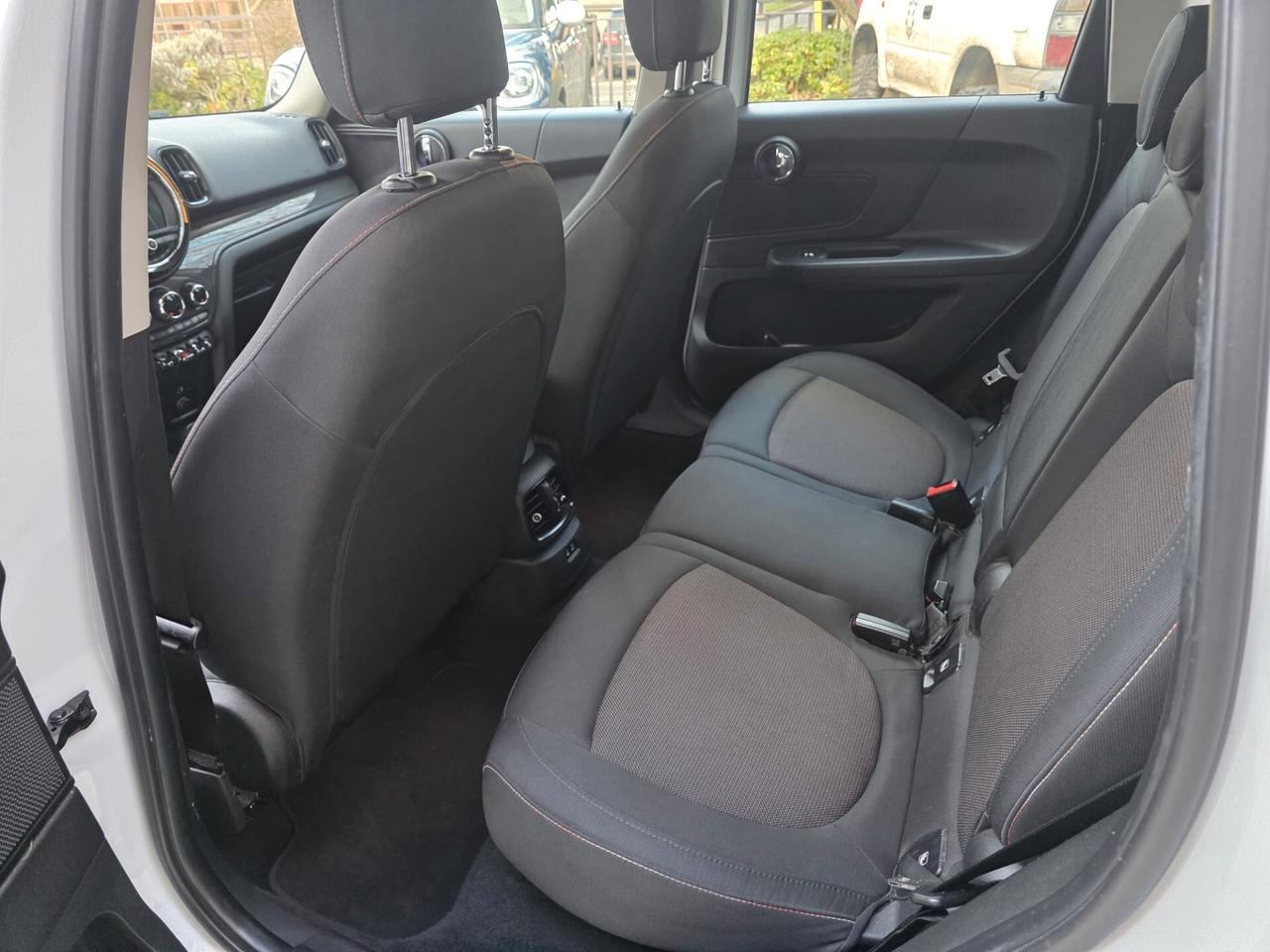 Mini Cooper D Countryman 2.0 Business Automatica