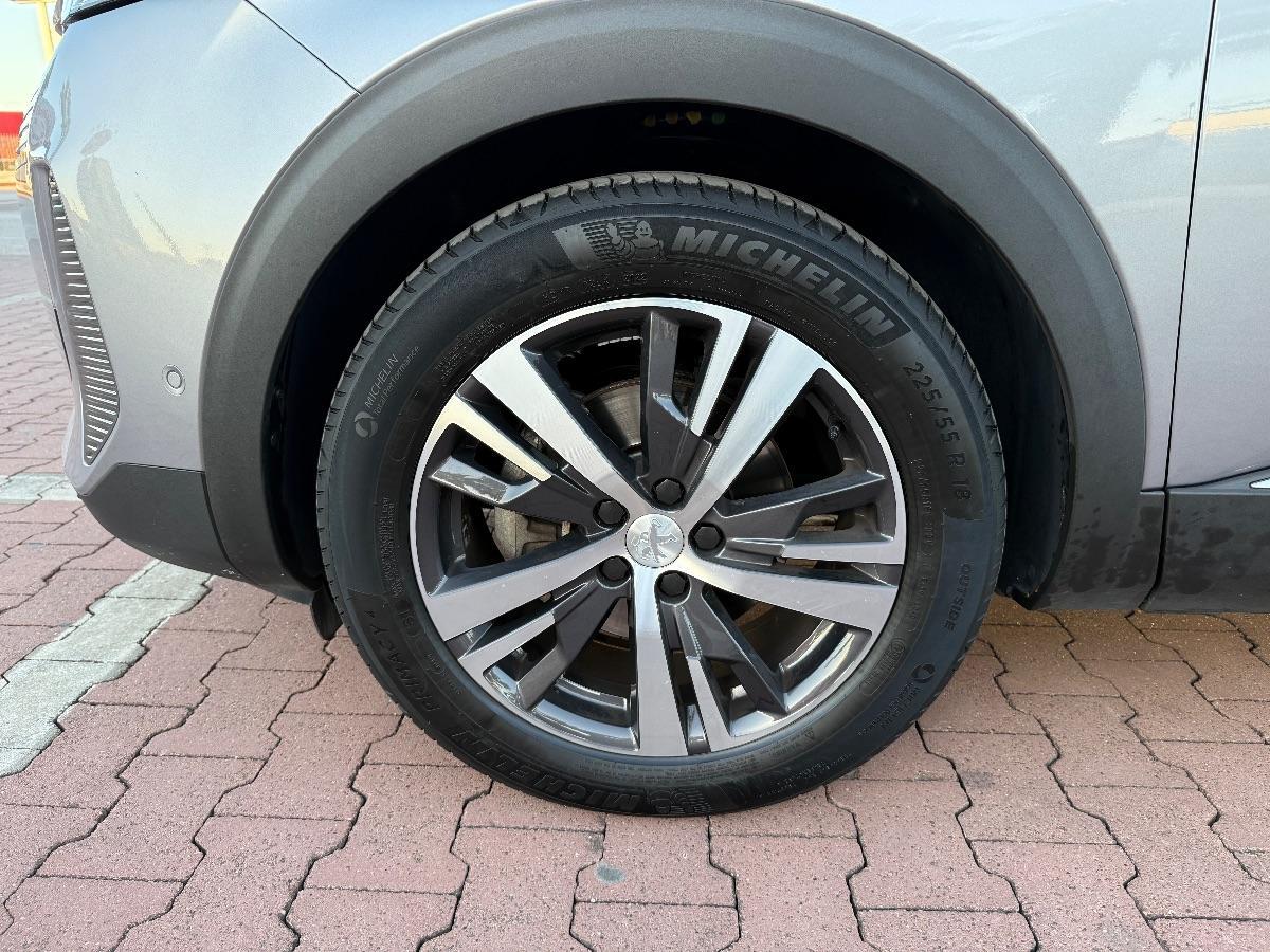 PEUGEOT - 3008 - BlueHDi 130 EAT8 S&S Allure