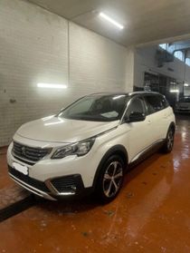 PEUGEOT 5008 BlueHDi 130 S&S Allure