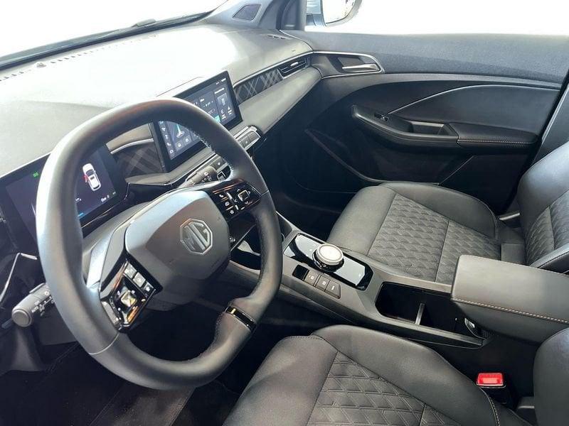 MG MG3 MG3 1.5 hybrid+ Luxury auto