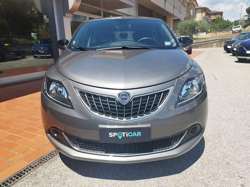 Lancia Ypsilon 1.0 FireFly 5 porte S&S Hybrid Platino