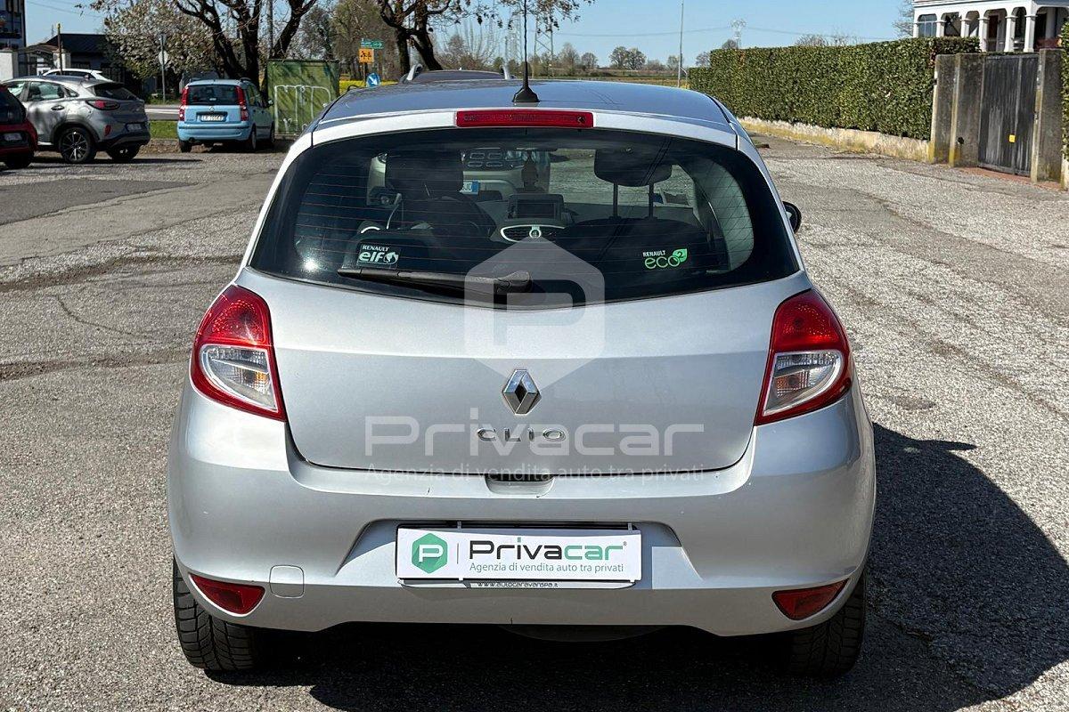 RENAULT Clio 1.2 16V 3 porte Dynamique