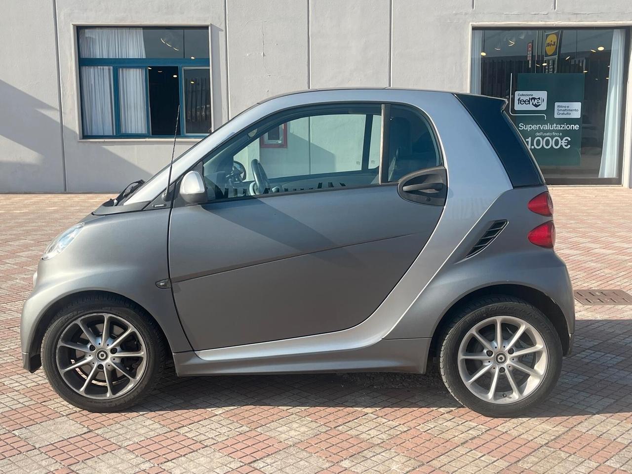 Smart ForTwo 1000 52 kW MHD coupé passion
