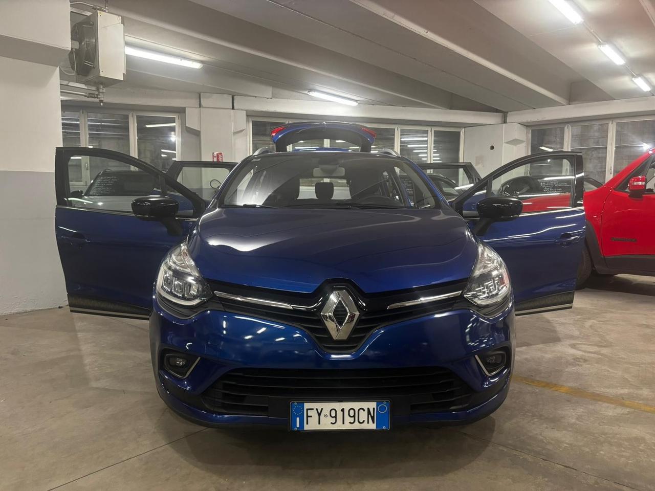 RENAULT Clio Sporter 1.5 dci Moschino Zen 75cv
