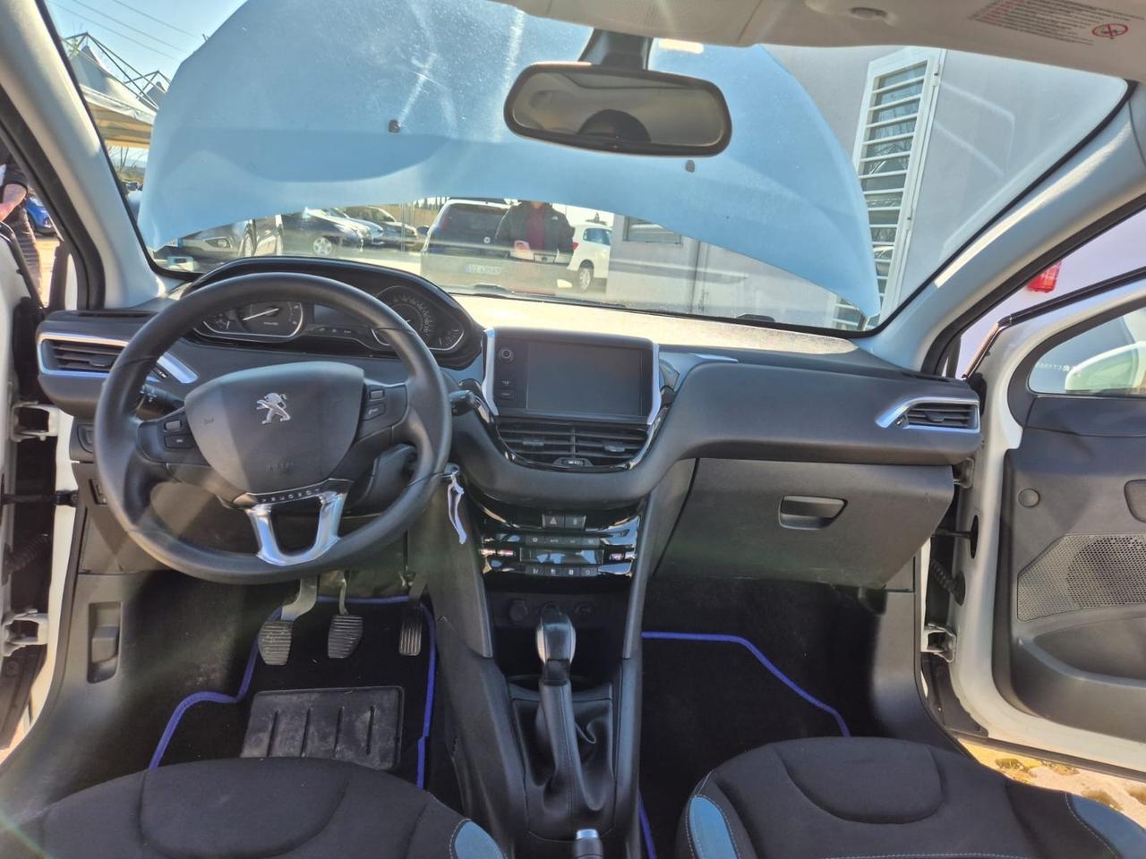Peugeot 208 1.4 HDi 5 porte Allure tetto panoramico