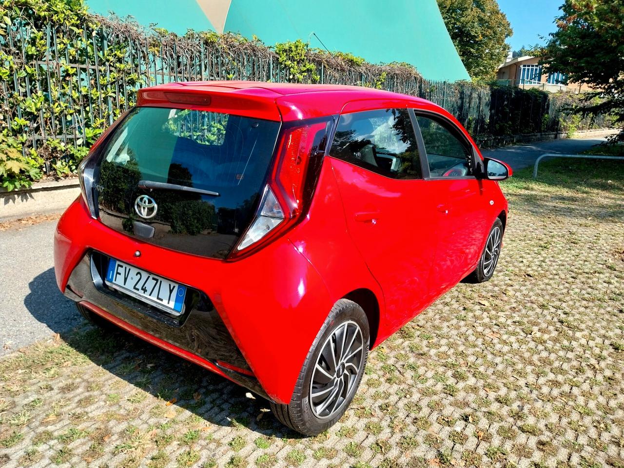 Toyota Aygo 1.0 5 porte x-play
