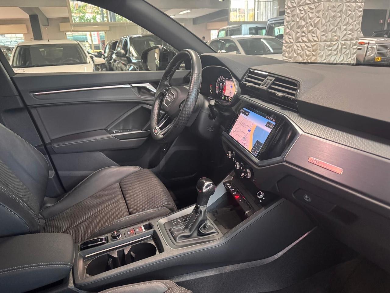 Audi Q3 35 TFSI S tronic line edition