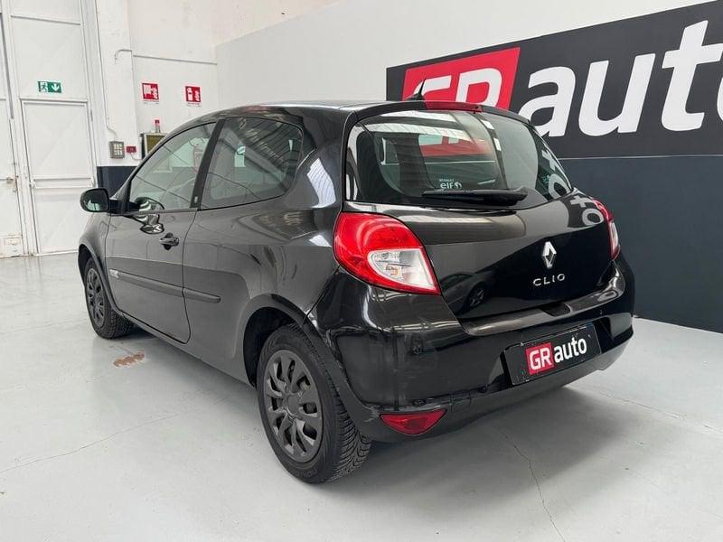Renault Clio Clio 3p 1.2 tce Luxe 100cv