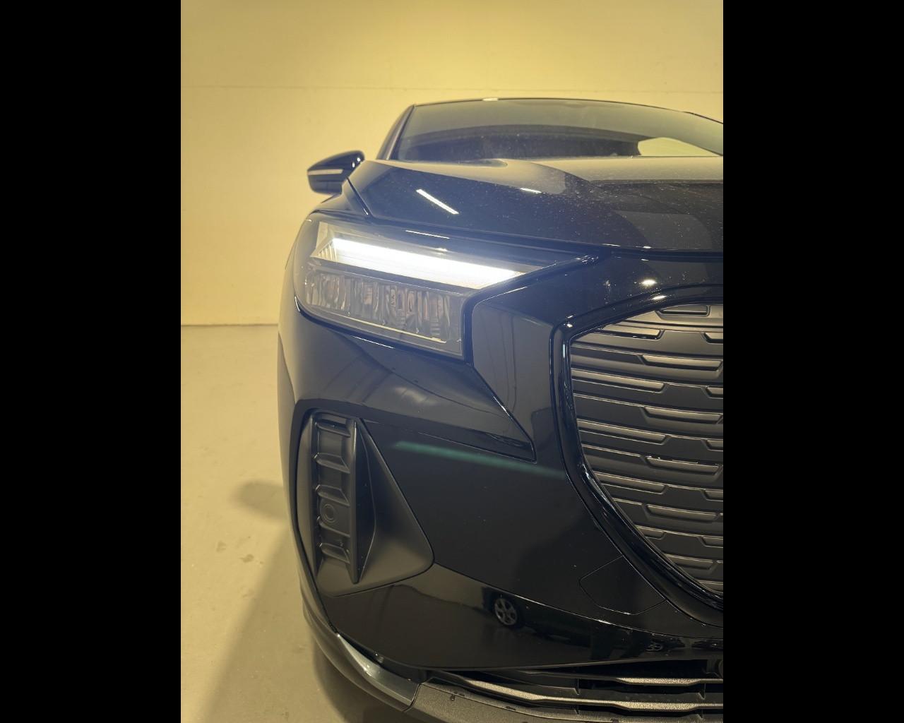 AUDI Q4 SPORTBACK 40 E-TRON BUSINESS ADVACNED