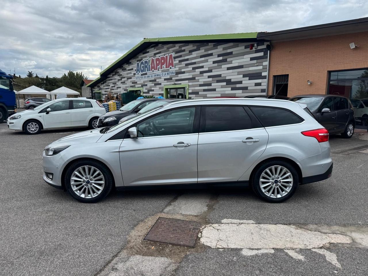 Ford Focus 1.5 TDCI 95CV S&S SW TIATNIUM 2015