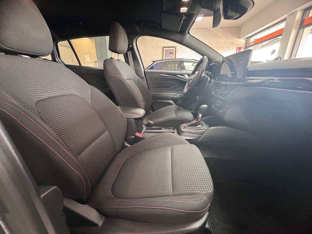 Ford Focus ST Line 1.0 EcoBoost mHEV