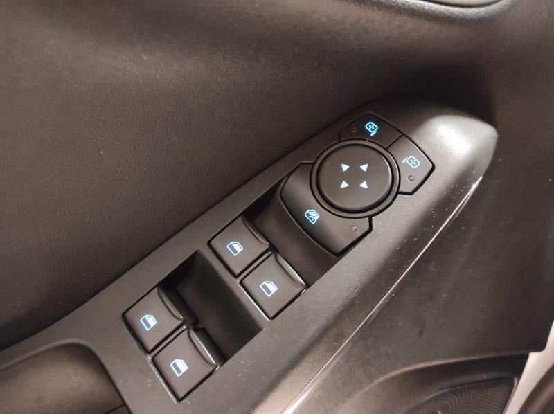 FORD Fiesta 7ª serie - Fiesta 1.1 75 CV 5 porte Titanium