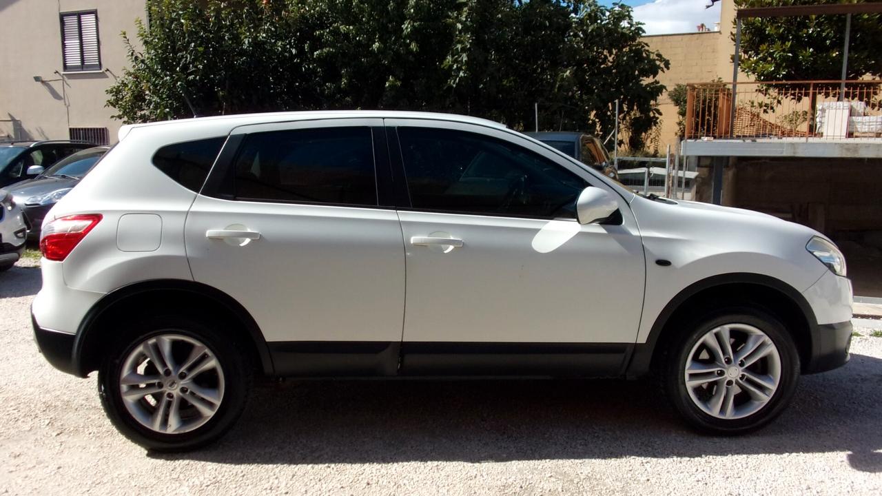 Nissan Qashqai 1.5 dCi DPF Tekna