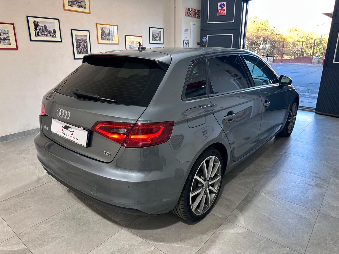 Audi A3 SPB 1.6 TDI 110cv – NAVI – FULL – DA VETRINA
