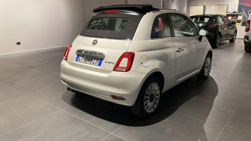 FIAT 500C 1.0 Hybrid Dolcevita