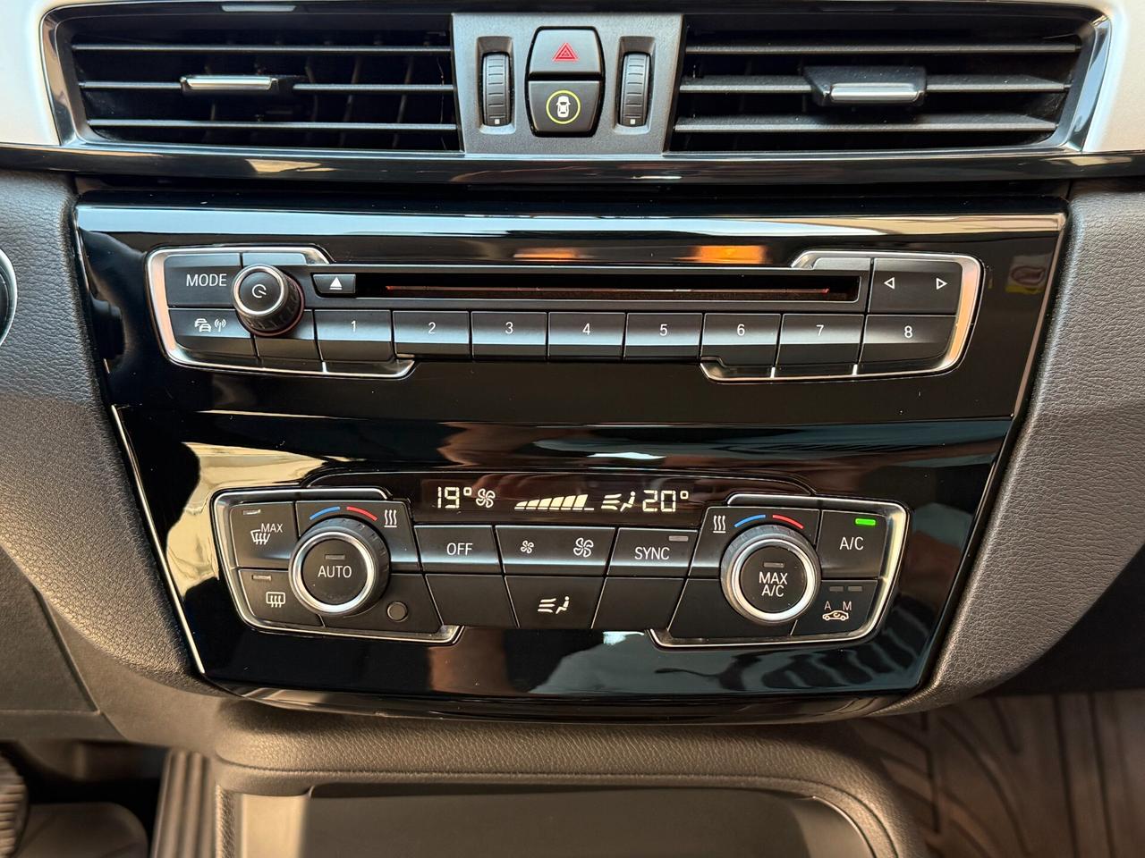 Bmw X1 xDrive18d Automatic NAVI LED - 2017