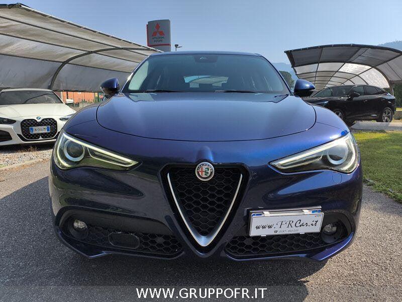 Alfa Romeo Stelvio 2.2 Turbodiesel 210 CV AT8 Q4 Executive