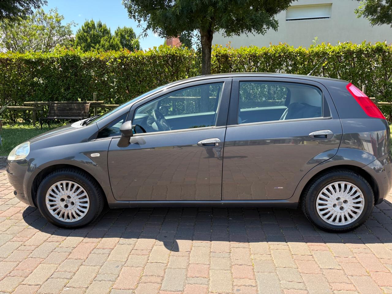Fiat Grande Punto 1.3 MJT 75 CV 5 porte Dynamic