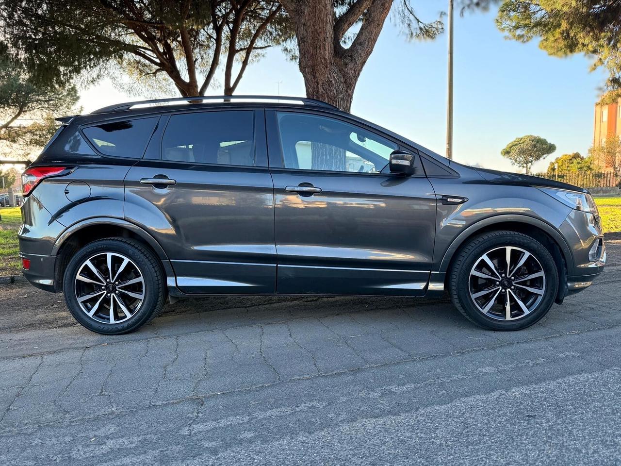 Ford Kuga 1.5 TDCI 120CV AUTOMATICA