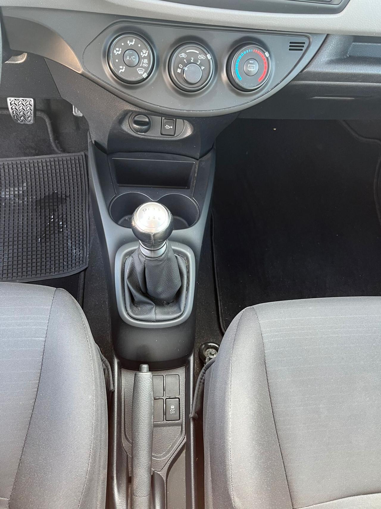 Toyota Yaris 1.4 D-4D 5 porte Lounge