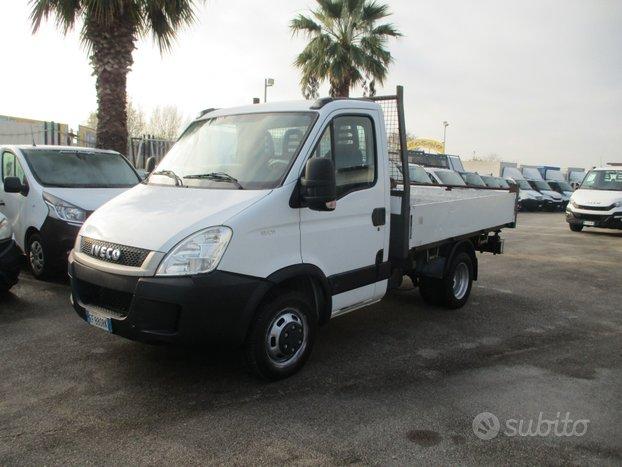 Iveco Daily 35C11 2.3 110 E4 RIBALTABILE TRILATERA