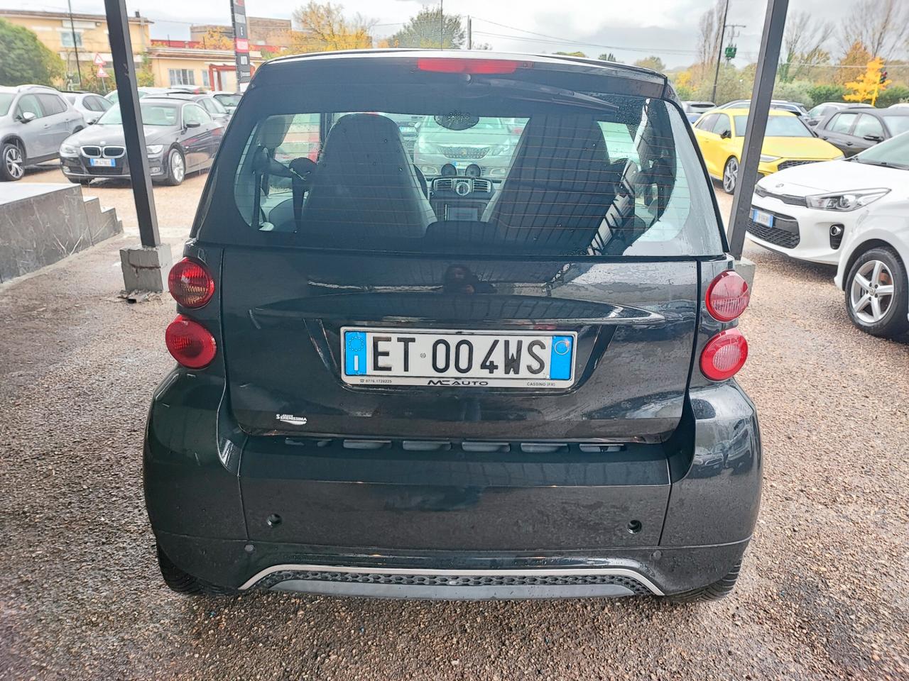Smart ForTwo 1000 62 kW coupé passion