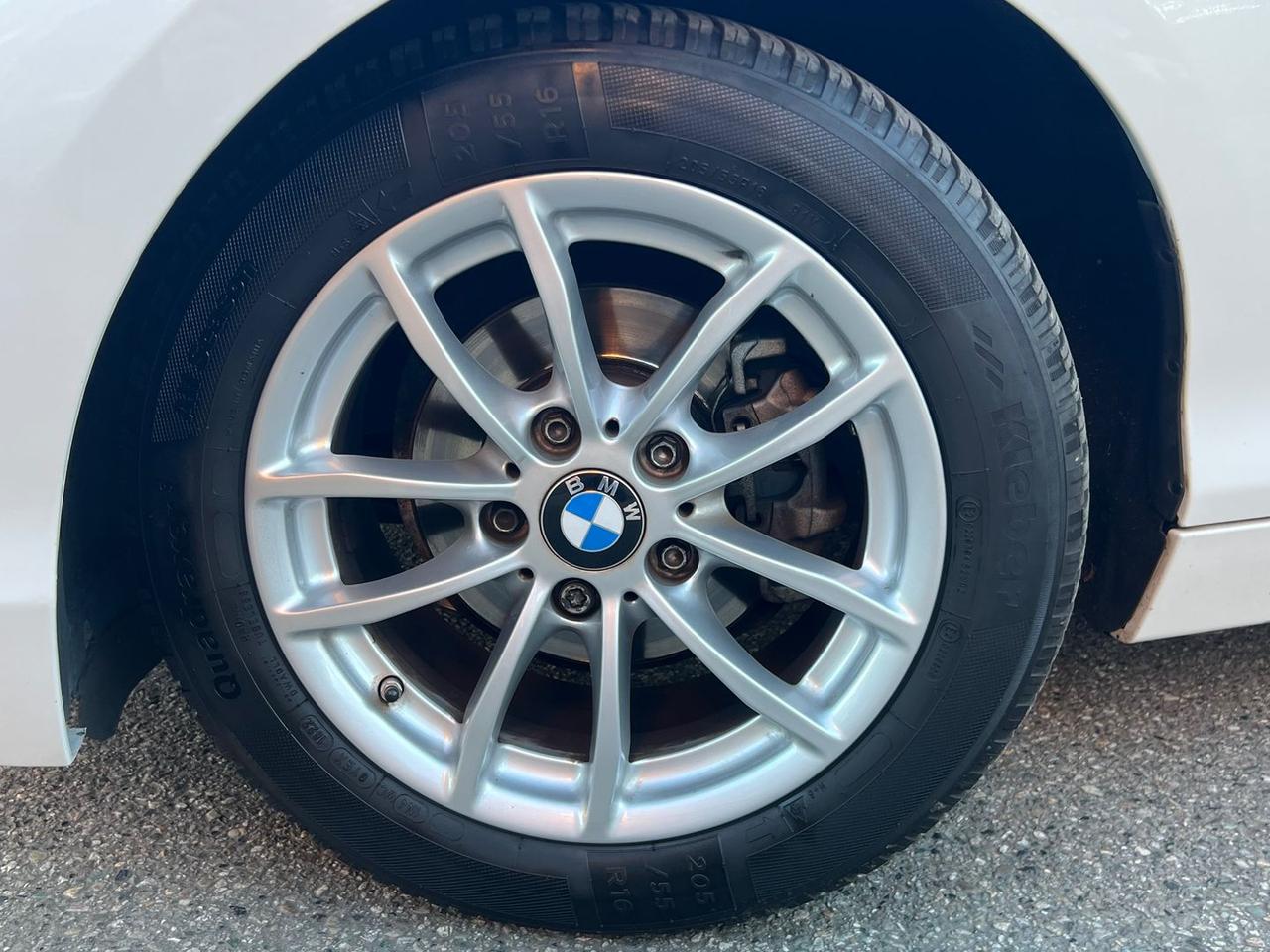 Bmw 116 i Advantage #9395