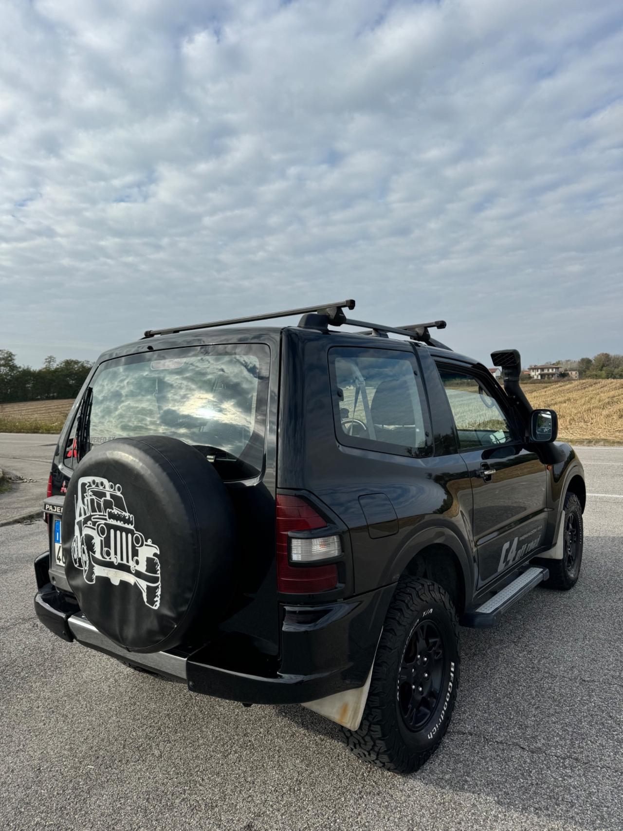 Mitsubishi Pajero 3.2 16V DI-D 3p. GLS2