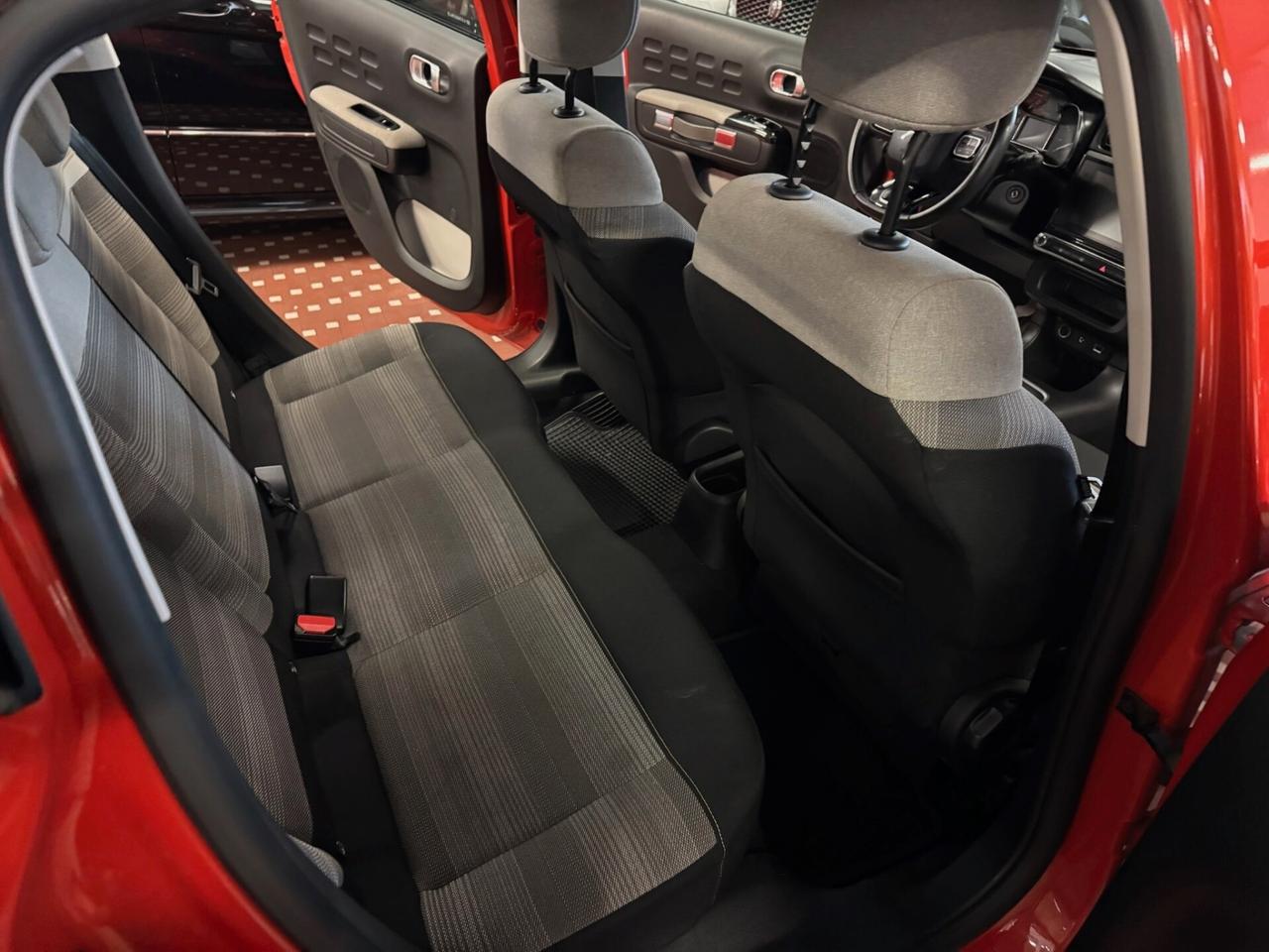 Citroen C3 PureTech 82 Shine - NEOPATENTATI