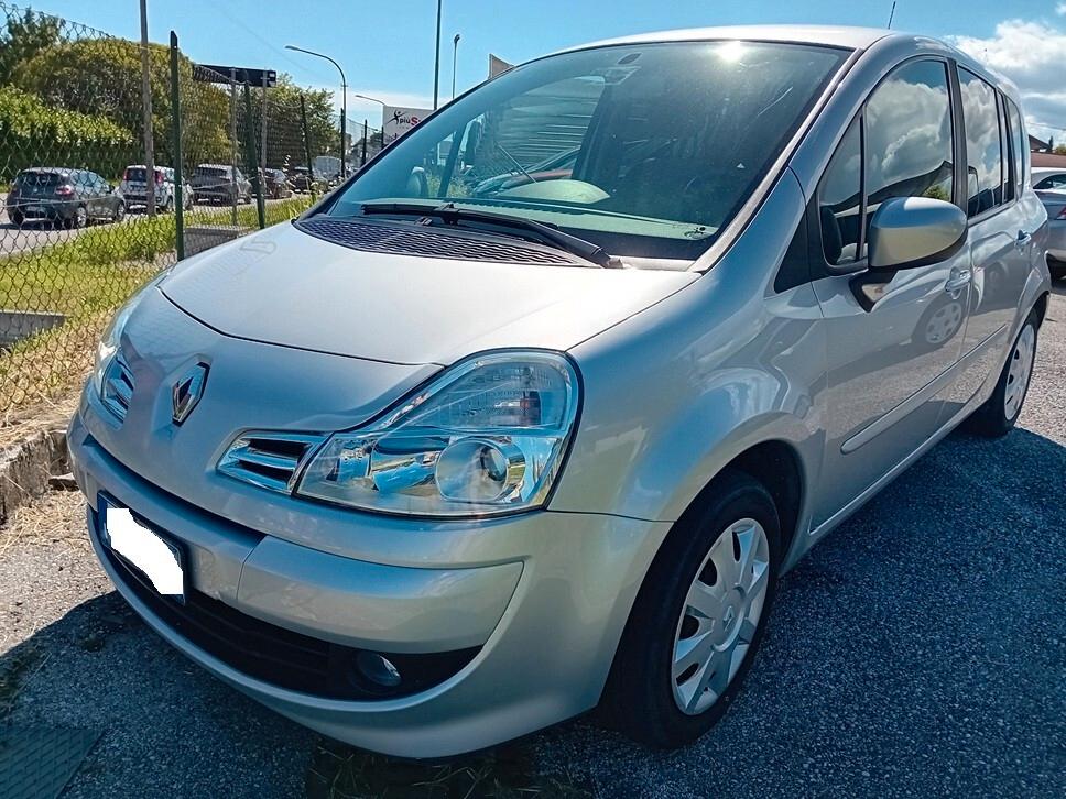 Renault Modus Grand 1.2 16V TCE