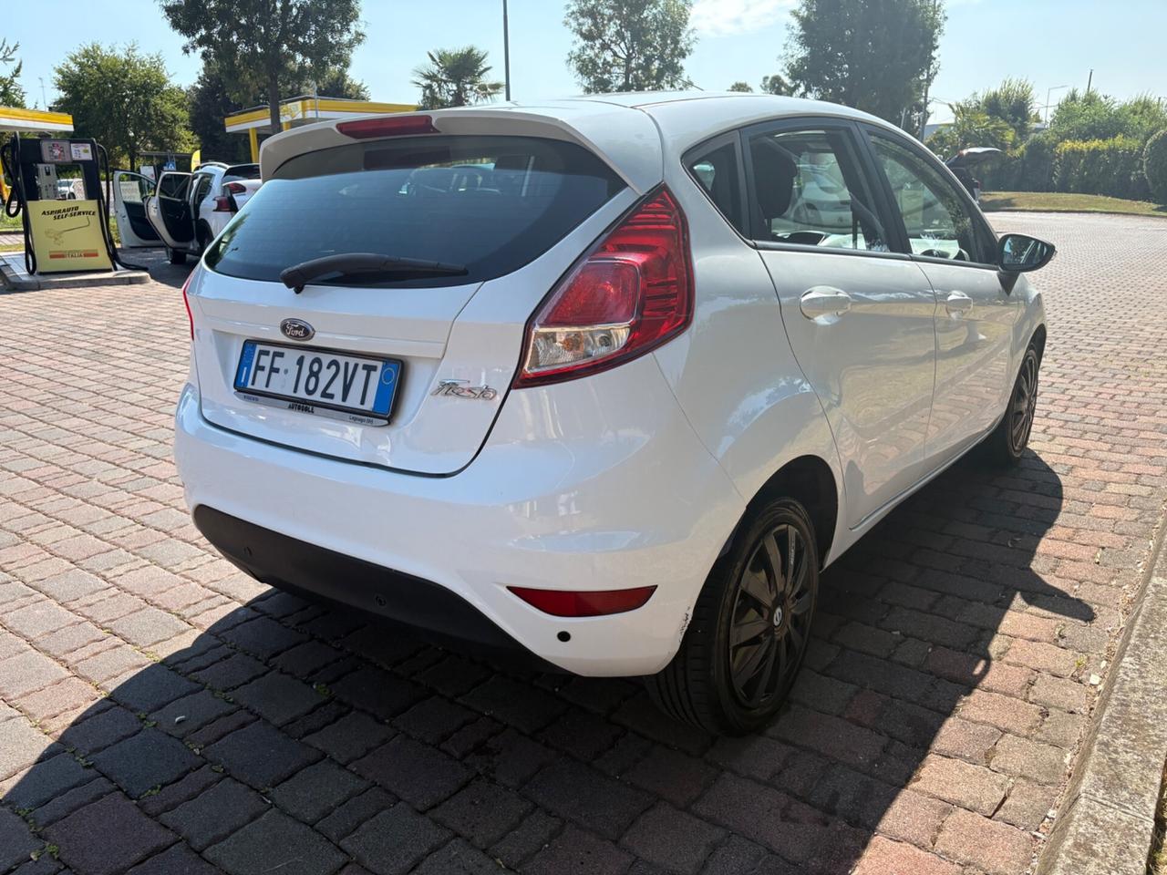 Ford Fiesta 1.4 5 porte Bz.- GPL Black & White Edition