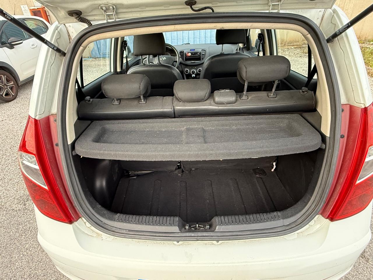 Hyundai i10 1.1 12V Sound Edition