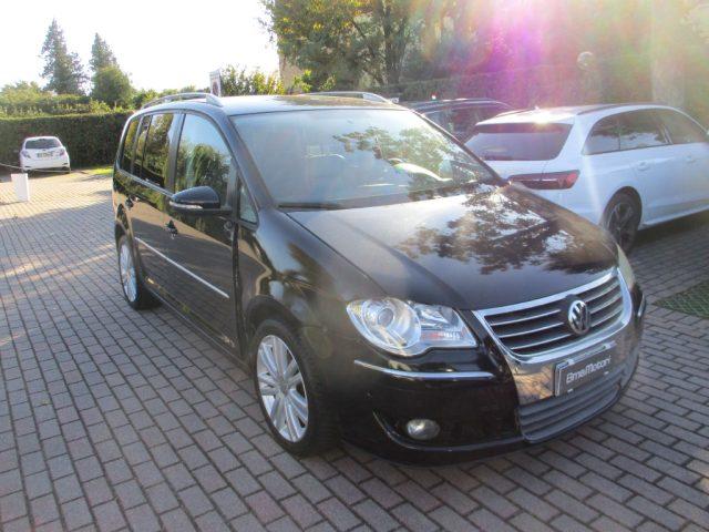 VOLKSWAGEN Touran 1.9 TDI 105CV DPF Highline PELLE/Sensori