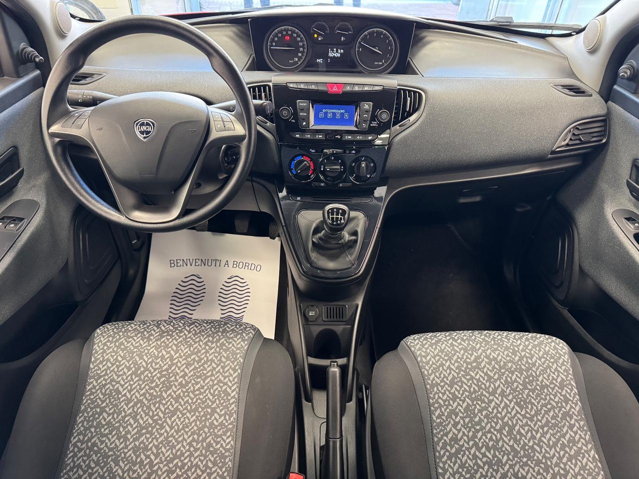 Lancia Ypsilon 1.0 FireFly 5 porte S&S Hybrid 70 cv